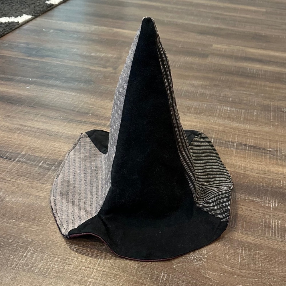 Handmade Reversible Patchwork Wizard Witch Hat Black Burgundy Whimsigoth Cosplay
